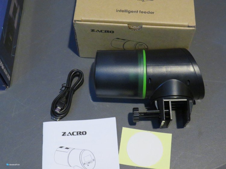 Zacro rechargeable automatic feeder unboxed
