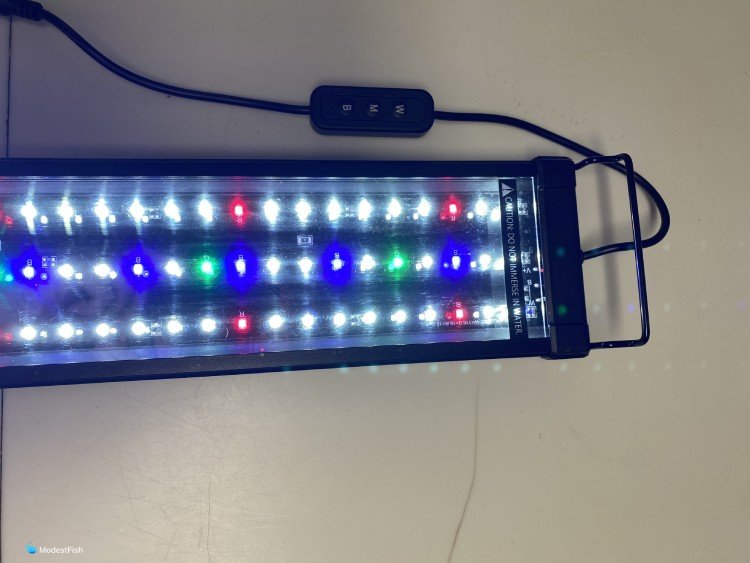 Nicrew Classic LED Plus Planted Light LED's ingeschakeld